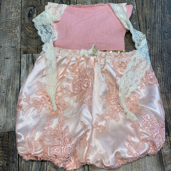 Custom romper - Picture 2 of 2